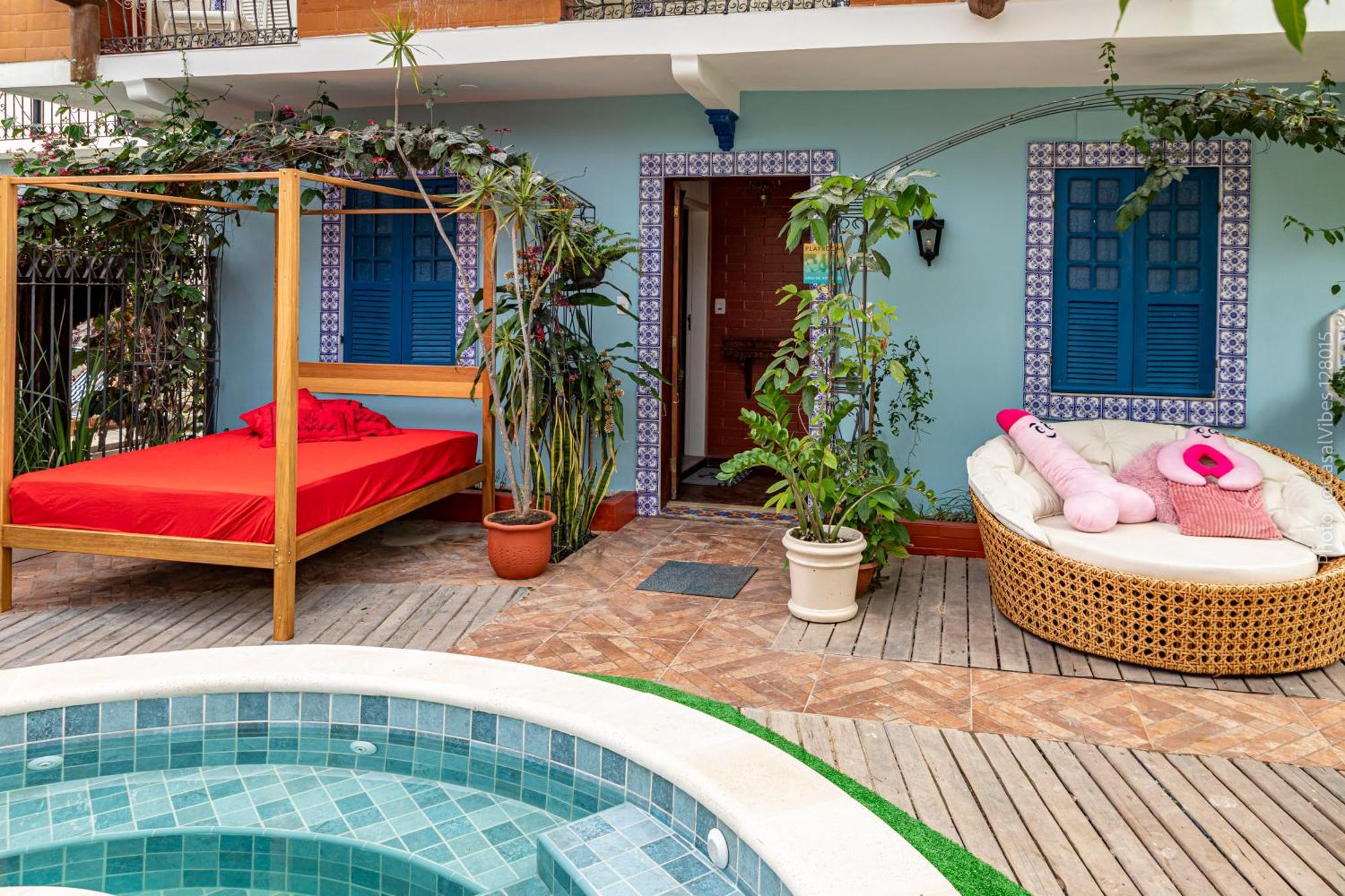 Riozin Liberal - Somente Adultos - Clothing Optional - Lifestyle Inn Rio de Janeiro