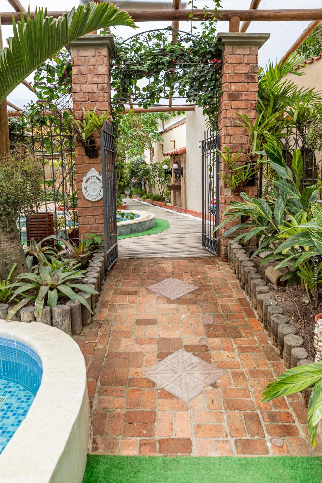 Riozin Liberal - Somente Adultos - Clothing Optional - Lifestyle Mini-hôtel